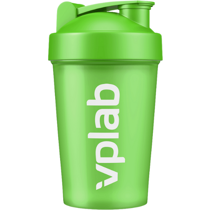 Shaker with blender ball