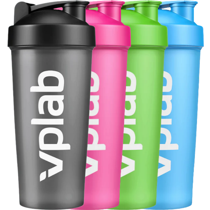Shaker with blender ball